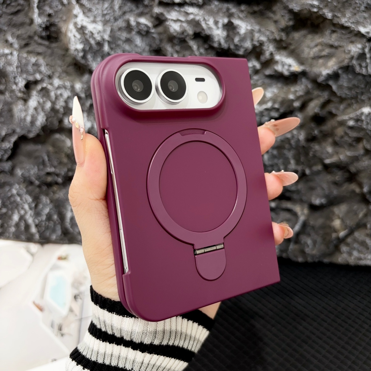 Держатель для кольца с текстур – обзор и цена Magnetic Charging Stand